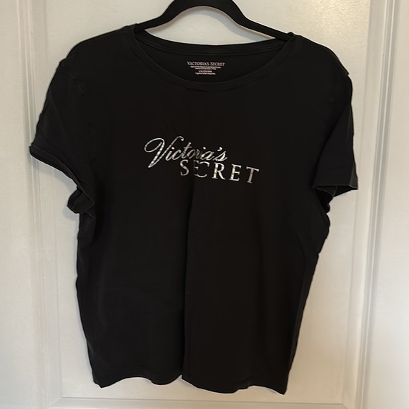 Victorias Secret Women’s PJ Set - Picture 2 of 3